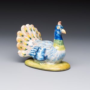 A polychrome Dutch Delft 'Peacock' cover, 18th C. — photo 1