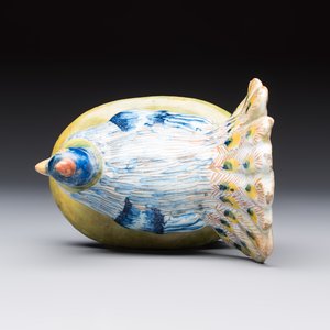 A polychrome Dutch Delft 'Peacock' cover, 18th C. — photo 7