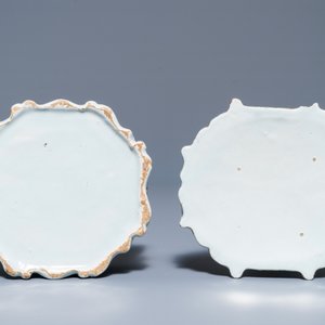 A polychrome Dutch Delft petit feu and doré butter tub with a reclining Chinaman, 18th C. — photo 4