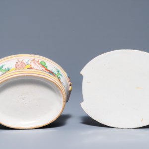 A polychrome Dutch Delft petit feu butter tub and cover with cows and goats, 18th C. — photo 6