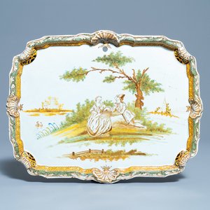 A polychrome Dutch Delft plaque with a pastoral scene in brown, green and yellow, 18th C. — 照片 1
