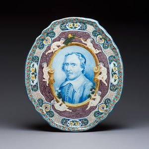 A polychrome Dutch Delft 'Portrait' plaque, 19th C. — photo 1