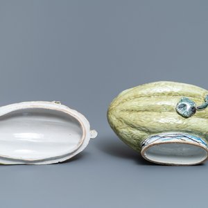 A polychrome Dutch Delft squash tureen and cover, 18th C. — 照片 7