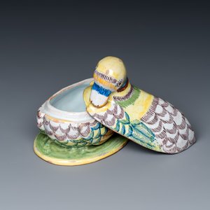 A polychrome Dutch Delft tureen and cover in the shape of a duck — photo 2