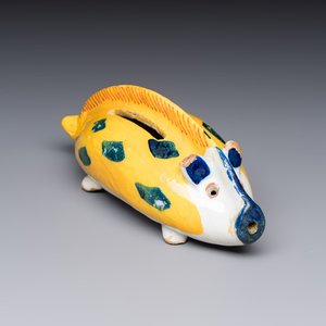 A polychrome Dutch Delft 'Wild Boar' money bank, 18th C. — foto 1