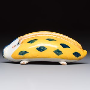 A polychrome Dutch Delft 'Wild Boar' money bank, 18th C. — foto 2