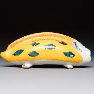 A polychrome Dutch Delft 'Wild Boar' money bank, 18th C. — foto 4