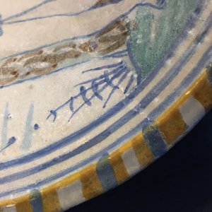 A polychrome Dutch maiolica plate with Adam and Eve, ca. 1600 — 照片 7