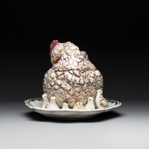 A polychrome French faience 'hen' tureen and cover, Ferrière-la-Petite, 18th C. — photo 5