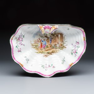 A polychrome French faience wall fountain and basin — 照片 17