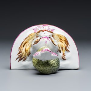 A polychrome French faience wall fountain and basin — 照片 9