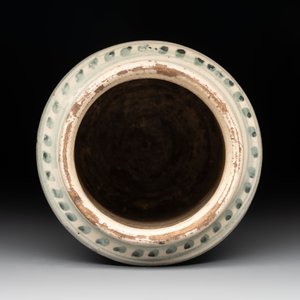 A polychrome Italian albarello inscribed 'RO. LAT: IND. MINOR', Montelupo, 17th C. — photo 5