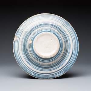 A polychrome Italian maiolica plate — photo 2