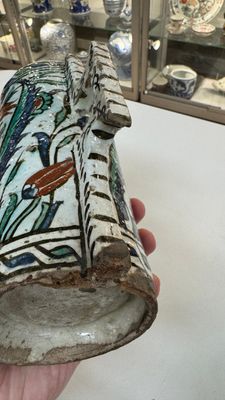 A polychrome Iznik mug, late 16th C. — photo 13