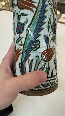 A polychrome Iznik mug, late 16th C. — photo 15