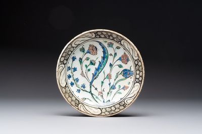 A polychrome Iznik pottery 'saz leaf' dish, Turkey, 17th C.