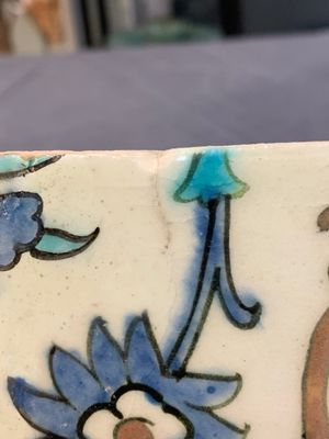 A polychrome Iznik pottery tile with floral design, Turkey, 17th C. — photo 4