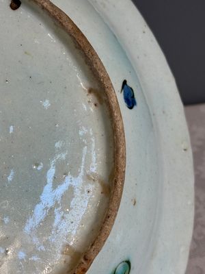 A polychrome Iznik 'saz leaf' dish, Turkey, 17th C. — foto 17
