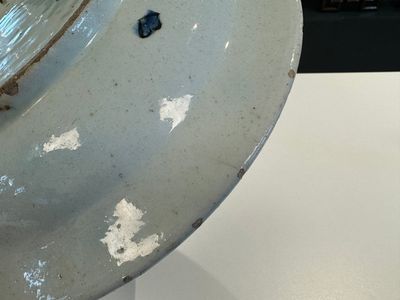 A polychrome Iznik 'saz leaf' dish, Turkey, 17th C. — foto 5