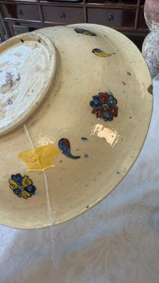 A polychrome Kutahya pottery Iznik-style dish — photo 13
