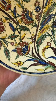 A polychrome Kutahya pottery Iznik-style dish — photo 6