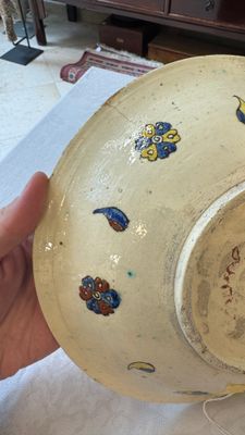 A polychrome Kutahya pottery Iznik-style dish — photo 9