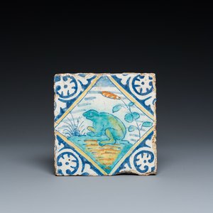 A polychrome maiolica tile with a frog, Antwerp or Middelburg, late 16th C. — photo 1