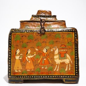 A polychrome painted papier mache storage box and cover, prob. India, 19th C. — photo 4