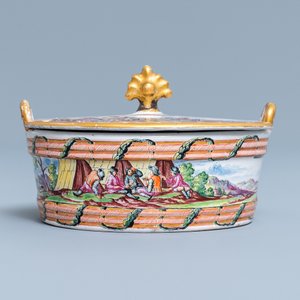 A polychrome petit feu and gilded Dutch Delft butter tub with a view on an encampment, 18th C. — photo 4