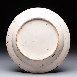 A polychrome Portugese pottery dish, Bandeira, 19th C. — foto 2