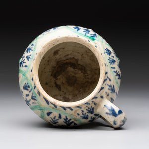 A polychrome pottery Kutahya cup and a mug, Turkey, 18th C. — photo 12