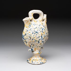 A polychrome spotted Spanish clam-form ewer, Aragon or Manises, 19th C. — foto 1
