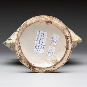 A polychrome spotted Spanish clam-form ewer, Aragon or Manises, 19th C. — foto 7