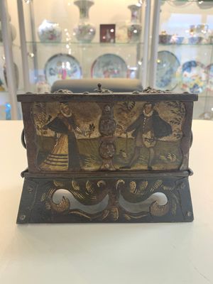 A polychrome wrought-iron casket, South Germany, Nuremberg, 17th C. — photo 1