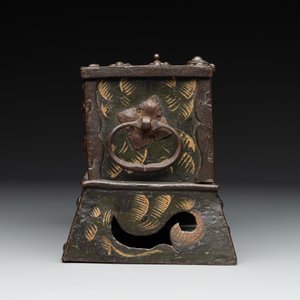 A polychrome wrought-iron casket, South Germany, Nuremberg, 17th C. — photo 3