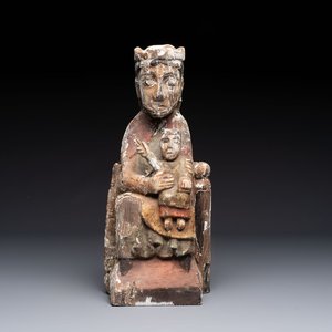 A polychromed carved wooden 'Sedes Sapientia' or Madonna with child, probably Spain, 20th C. — photo 1