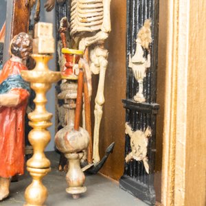A polychromed wooden 'Golgotha' group with all the Instruments of the Passion in glass display, France or Italy, 18th C. — photo 12