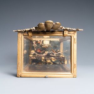 A polychromed wooden 'Golgotha' group with all the Instruments of the Passion in glass display, France or Italy, 18th C. — photo 5