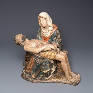 A polychromed wooden 'Pieta', South-Germany, 1st half 15th C. — 照片 1