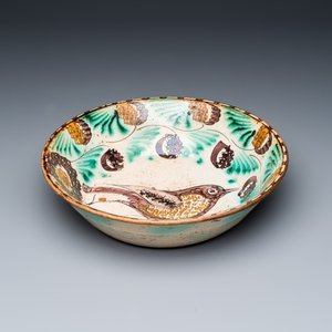 A Portuguese Ratinho pottery bowl decorated with a bird — photo 1