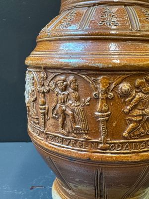 A Raeren stoneware 'peasant dance' jug, late 16th C. — photo 6