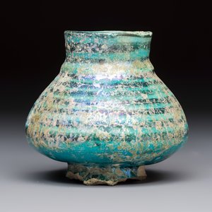 A Raqqa turquoise and black pottery jar with horizontal stripes — photo 4