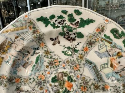 A rare 30-piece KPM porcelain service with Cantonese famille verte painting, China and Germany, 19th C. — photo 42