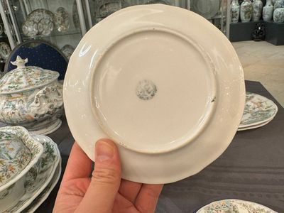 A rare 30-piece KPM porcelain service with Cantonese famille verte painting, China and Germany, 19th C. — photo 73