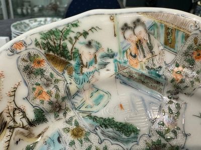 A rare 30-piece KPM porcelain service with Cantonese famille verte painting, China and Germany, 19th C. — photo 81