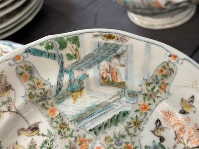 A rare 30-piece KPM porcelain service with Cantonese famille verte painting, China and Germany, 19th C. — photo 83