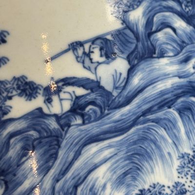 A rare and fine Chinese blue and white 'Xie An at the Battle of the Fei River' brushpot (Bitong) — foto 13