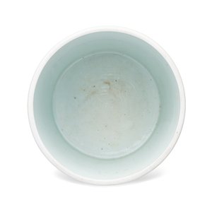 A rare and fine Chinese blue and white 'Xie An at the Battle of the Fei River' brushpot (Bitong) — foto 6