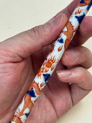 A rare and fine Chinese iron-red, blue and white 'dragon' brush handle and cover, Jiaqing mark and of the period — photo 16