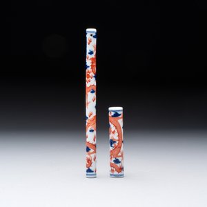 A rare and fine Chinese iron-red, blue and white 'dragon' brush handle and cover, Jiaqing mark and of the period — photo 2